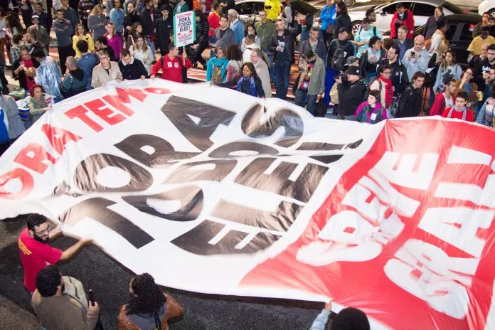 Rassemblement sur l'Avenida Paulista, São Paulo, Brésil, le 17 mai 2017